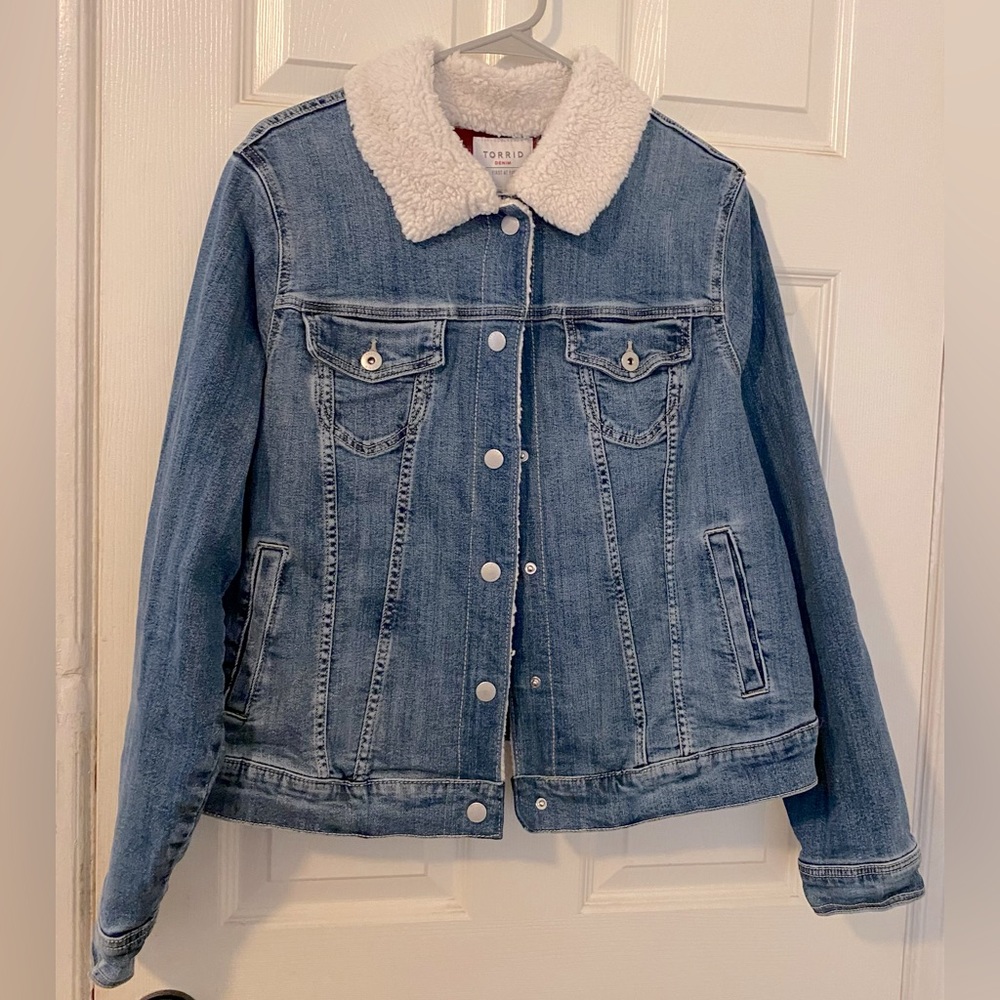 Torrid Denim Jacket w/ Sherpa Collar and Plaid Lining - Sz 2X